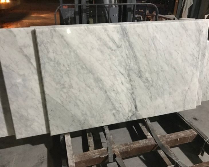 Carrara White Marble Kitchen Countertop (3) Carrara White Marble Kitchen Countertop (3)