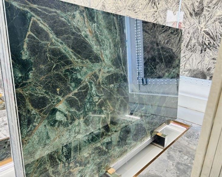 Royal Green Quartzite (1)